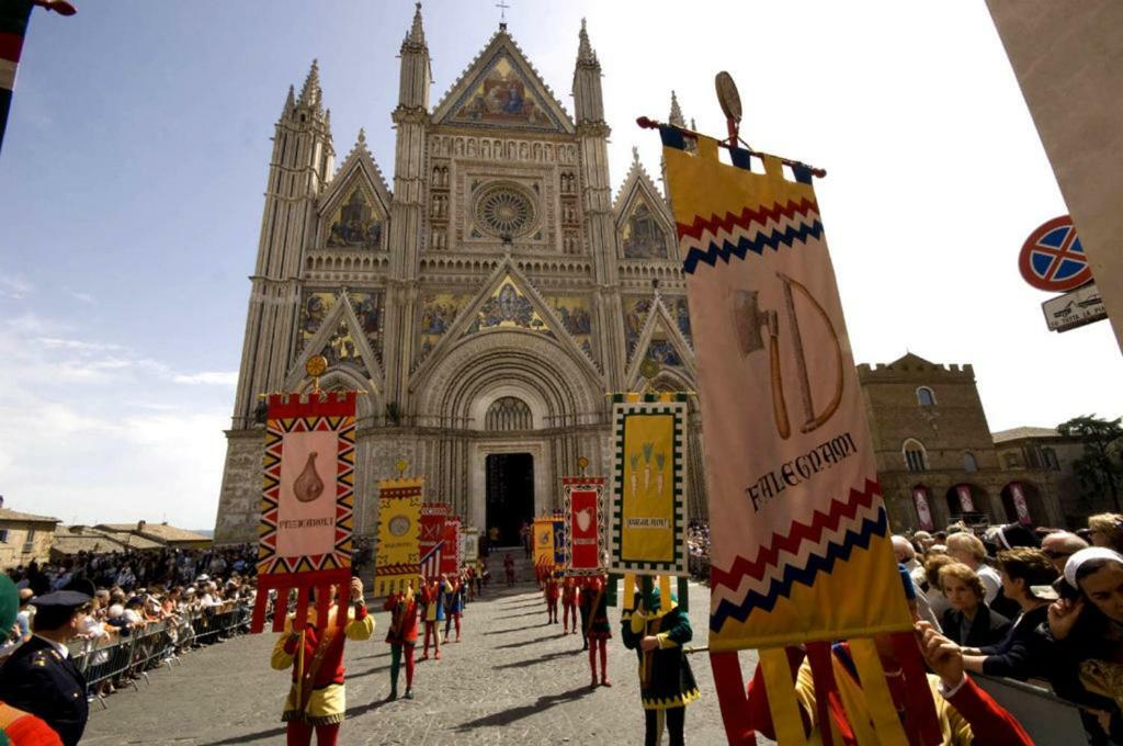 Feudi Spada Casa Vacanze Orvieto Exteriör bild